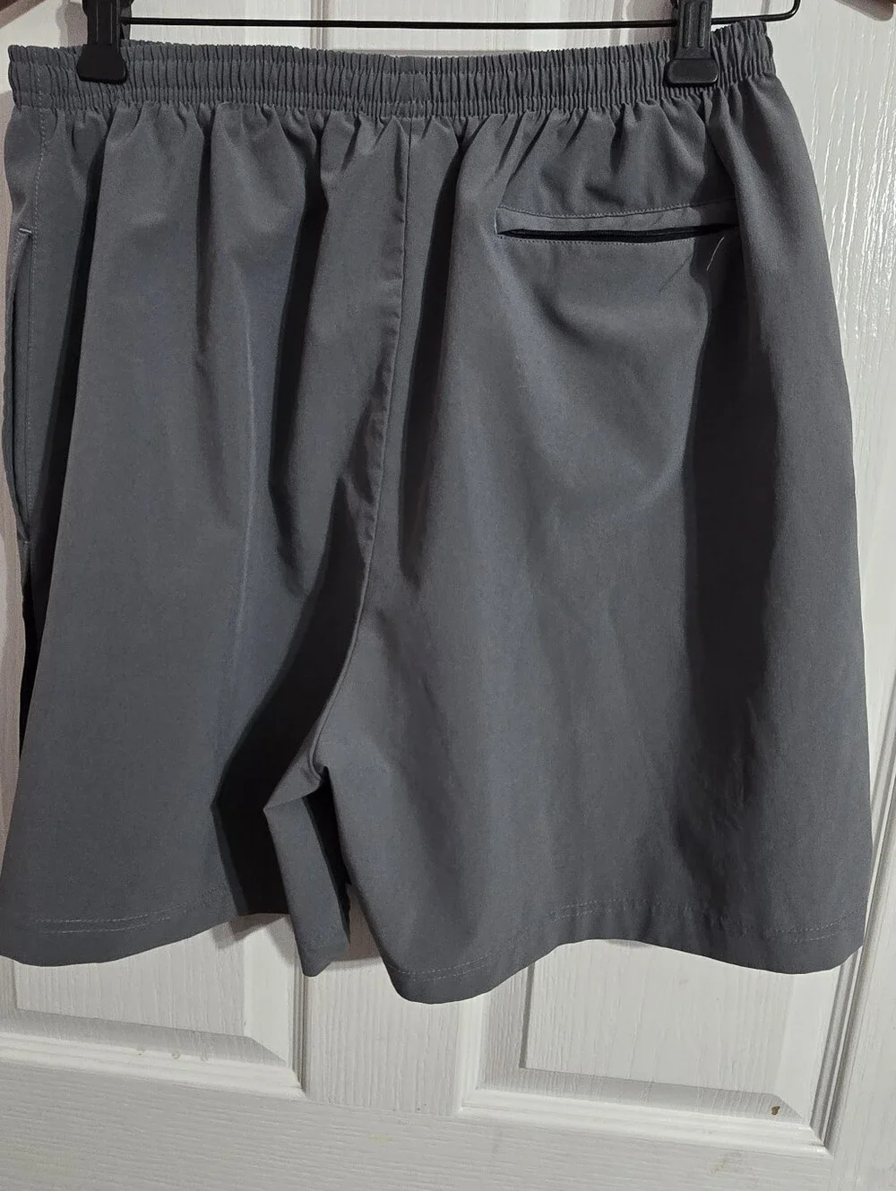 Brooks Men’s Running Shorts Gray Size Medium M Unlined Athletic Gym Training